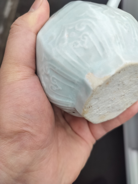 古玩陶瓷青白釉花卉紋執(zhí)壺真品鑒賞圖