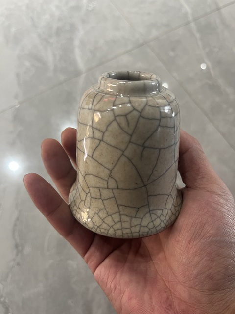 古玩陶瓷哥釉水盂真品鑒賞圖