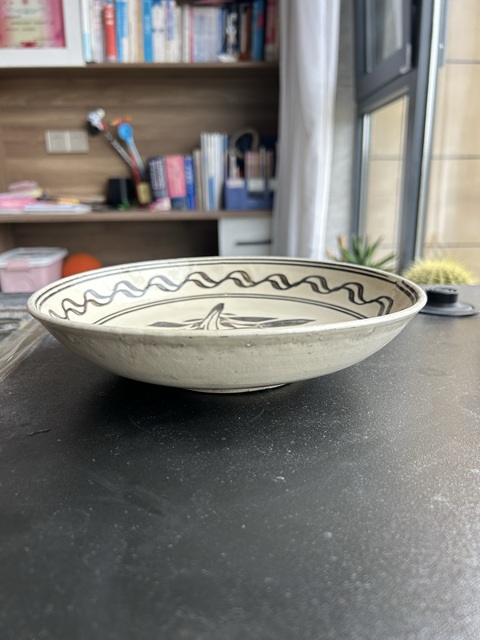 古玩陶瓷元代?白地黑花折枝壽桃紋盤拍賣,當前價格1600元