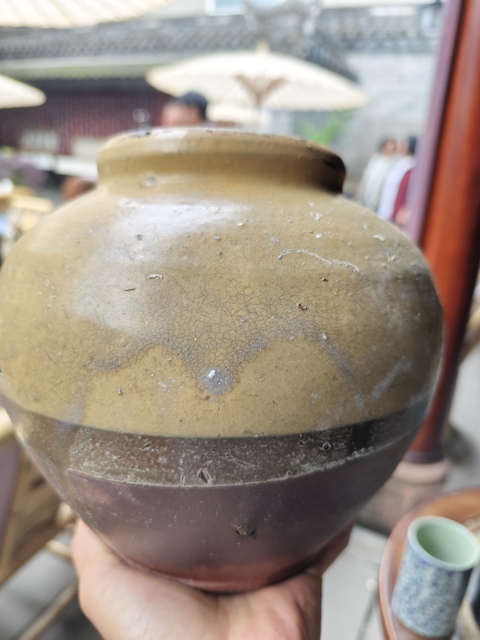 古玩陶瓷黃釉萬年罐拍賣,當前價格1500元