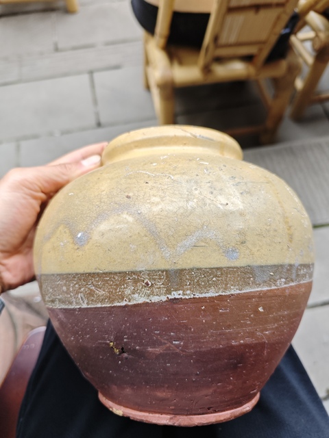 古玩陶瓷黃釉萬年罐拍賣,當前價格1500元