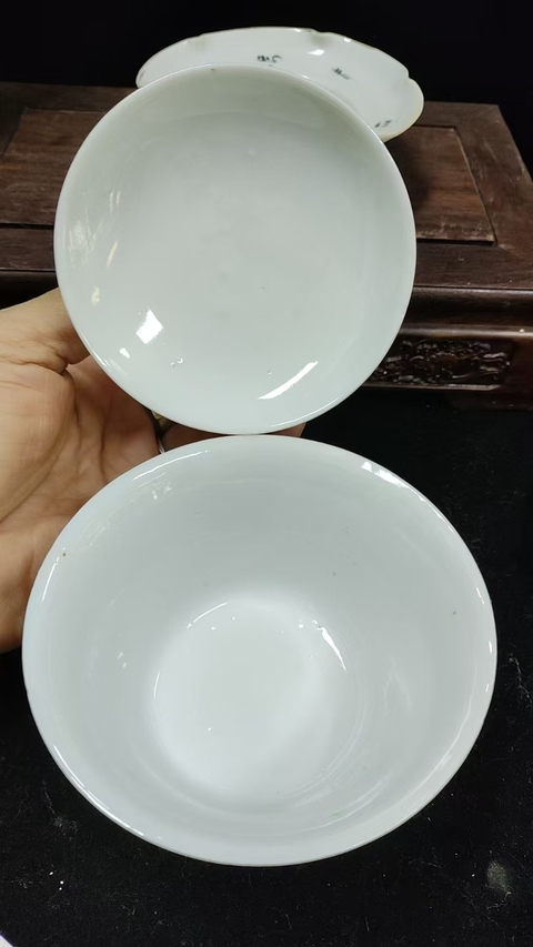 古玩陶瓷民國粉彩花鳥紋三才蓋碗真品鑒賞圖