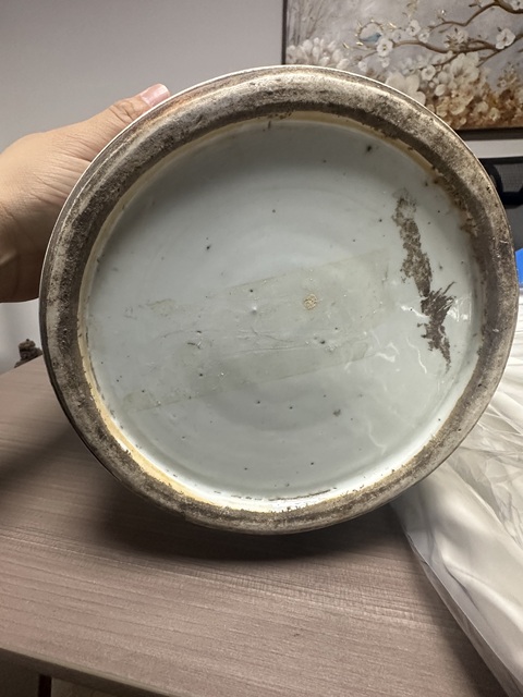 古玩陶瓷粉彩博古圖盤口瓶真品鑒賞圖