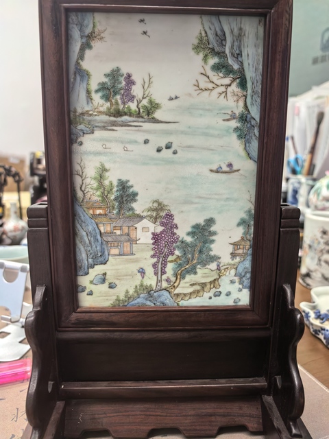 古玩陶瓷粉彩山水人物紋瓷板真品鑒賞圖