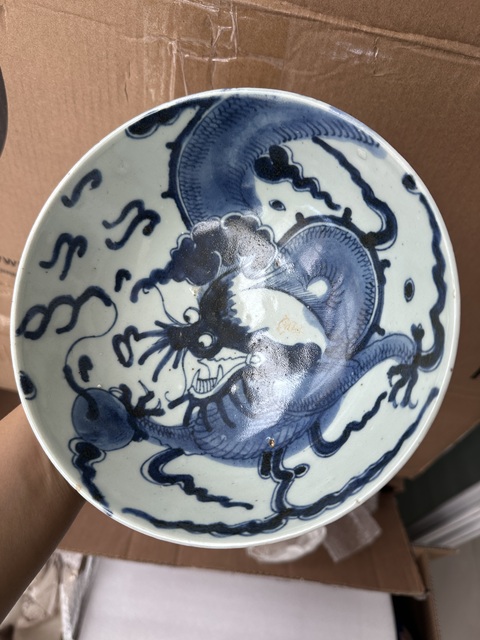古玩陶瓷青花過墻龍紋碗拍賣,當前價格4500元