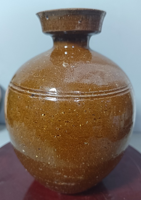 古玩陶瓷精美黃釉黃釉盤口瓶拍賣，當(dāng)前價(jià)格1180元