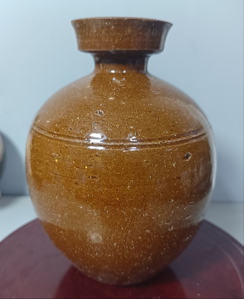 古玩陶瓷精美黃釉黃釉盤口瓶拍賣，當(dāng)前價(jià)格1180元