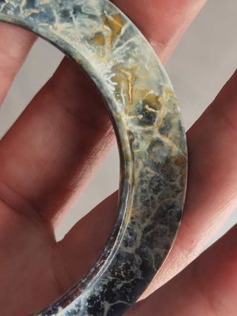 古玩玉器地方玉雕“凸唇環”真品鑒賞圖