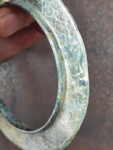 古玩玉器地方玉雕“凸唇環”真品鑒賞圖