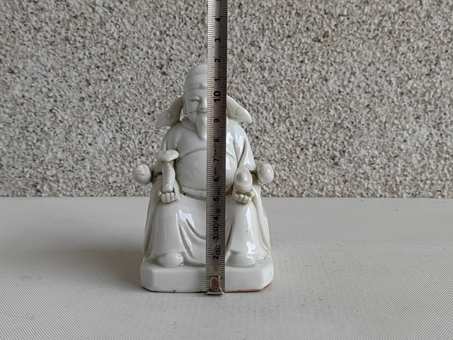 古玩陶瓷德化白瓷財神造像拍賣，當前價格480元