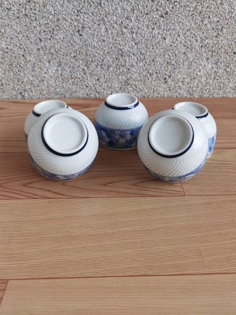 古玩陶瓷青花加彩杯拍賣,當前價格220元