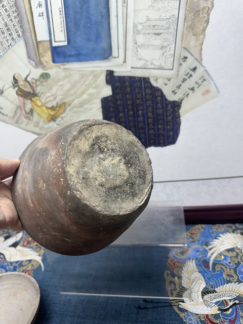 古玩陶瓷西漢代精品黃釉罐拍賣，當(dāng)前價格489元