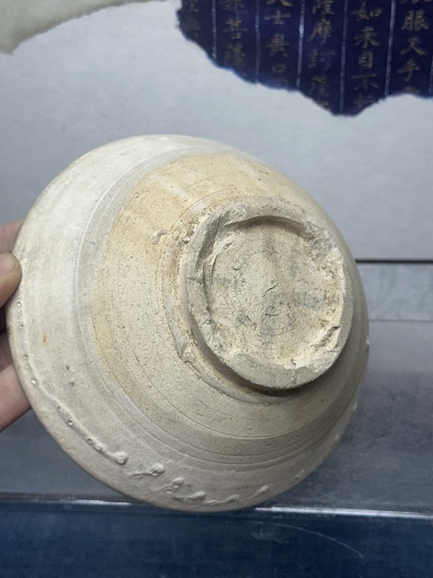 古玩陶瓷宋代邢窯白釉大碗拍賣，當(dāng)前價(jià)格269元