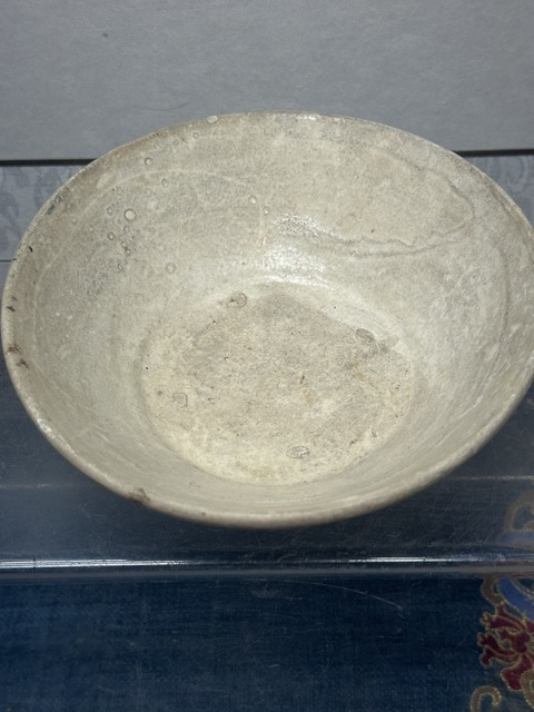 古玩陶瓷宋代邢窯白釉大碗拍賣，當(dāng)前價(jià)格269元