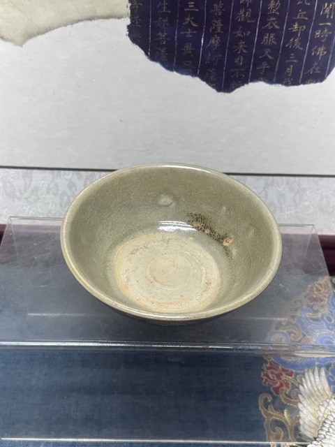 古玩陶瓷宋代龍泉青釉大碗拍賣,當前價格1868元