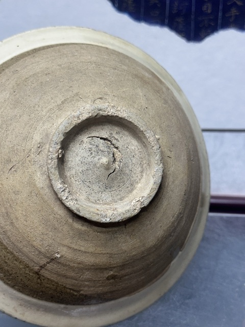 古玩陶瓷磁州窯白釉碗真品鑒賞圖