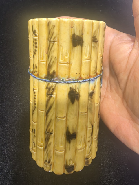 古玩陶瓷捆竹型筆筒真品鑒賞圖
