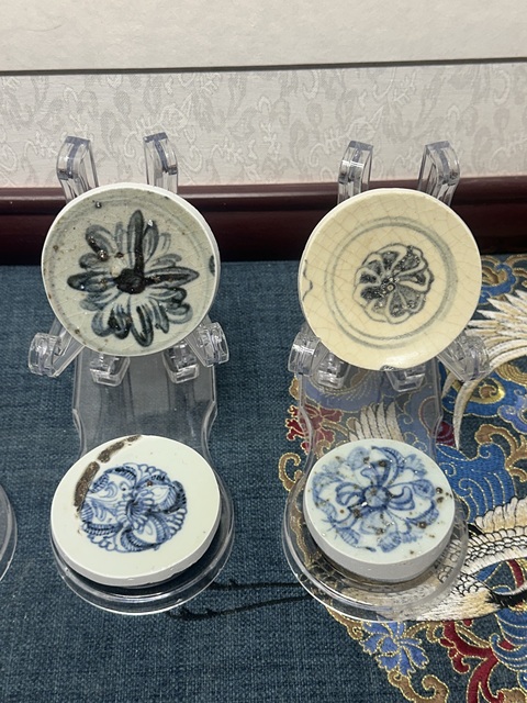 古玩陶瓷明代青花標(biāo)本茶墊真品鑒賞圖