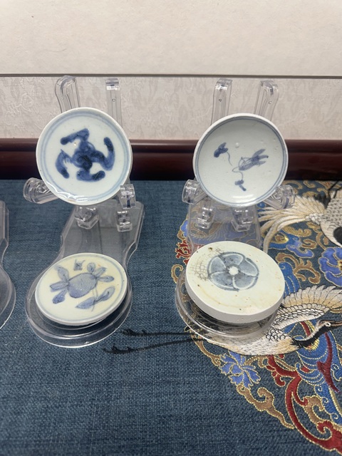 古玩陶瓷青花標本茶墊真品鑒賞圖