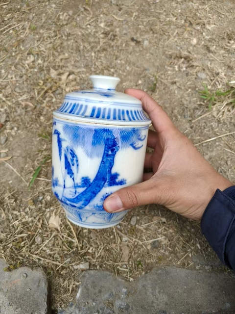 古玩陶瓷清晚期 青花松鶴壯罐真品鑒賞圖