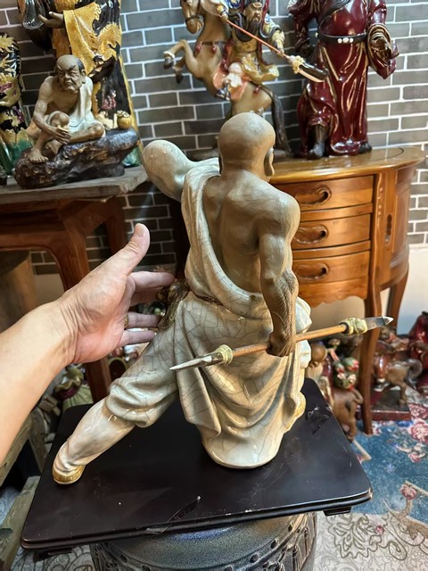 古玩陶瓷石灣窯人物造像真品鑒賞圖
