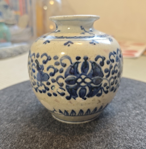 古玩陶瓷青花花卉紋石榴尊真品鑒賞圖