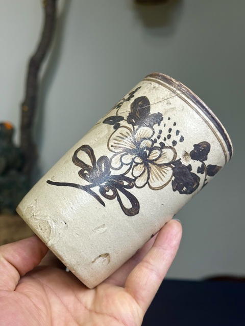 古玩陶瓷清代，磁州窯筆筒拍賣，當前價格188元