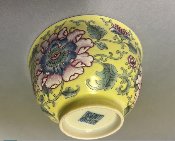 古玩陶瓷需上手，清道光風格，黃地洋彩碗真品鑒賞圖