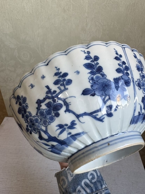 古玩陶瓷花卉紋青花碗真品鑒賞圖