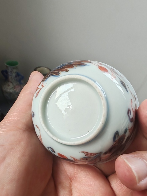 古玩陶瓷青花礬紅描金花卉紋杯真品鑒賞圖
