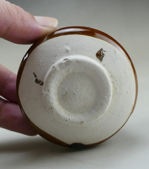 古玩陶瓷紫金釉雞心罐真品鑒賞圖