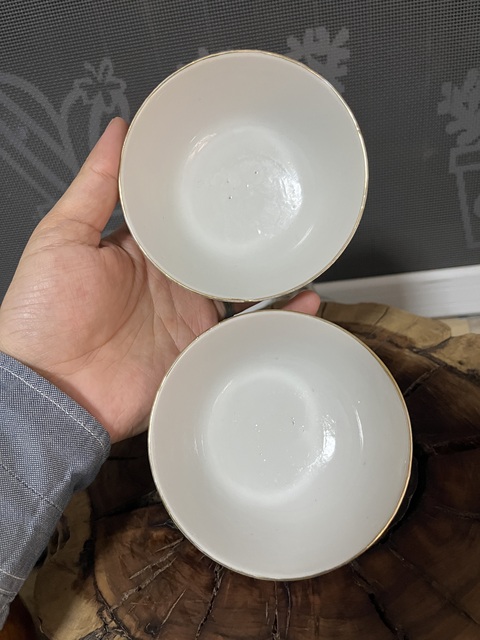 古玩陶瓷胭脂紅彩山水人物紋茶碗真品鑒賞圖
