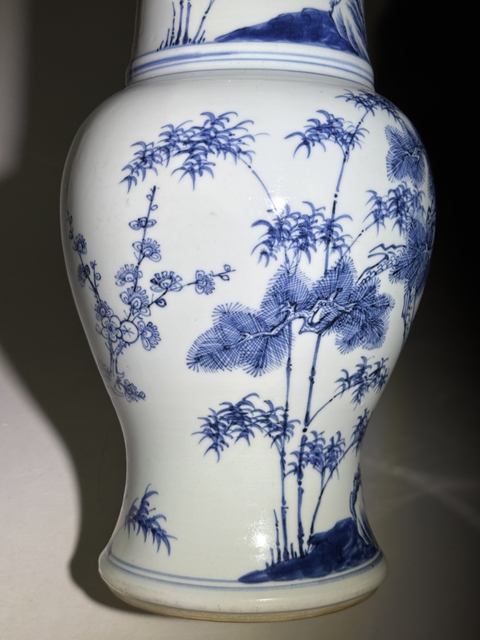 古玩陶瓷歲寒三友松竹梅青花鳳尾尊真品鑒賞圖