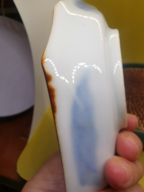 古玩陶瓷山水紋青花盤真品鑒賞圖