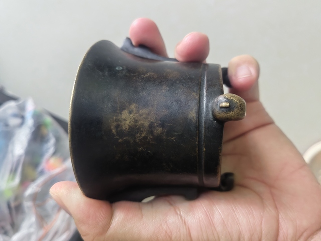 古玩銅器爐子真品鑒賞圖