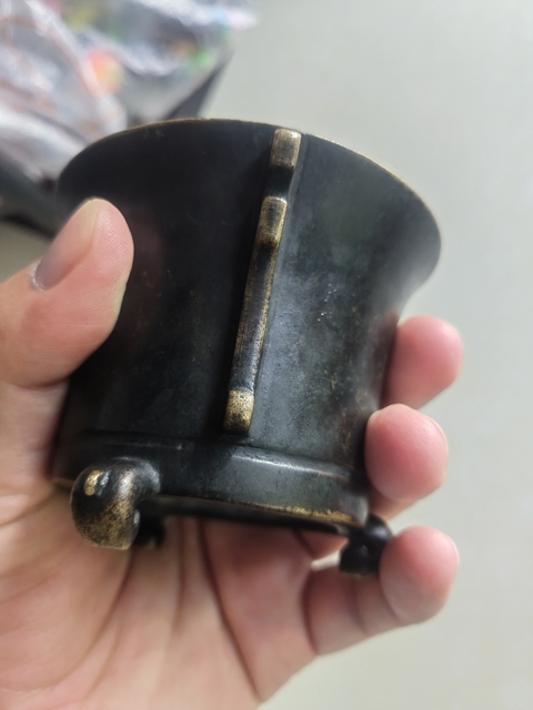 古玩銅器爐子真品鑒賞圖
