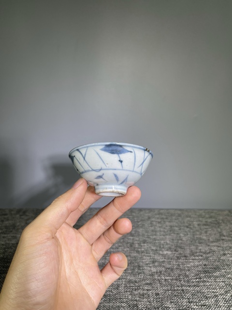 古玩陶瓷【茶器推薦】清中期.青花花卉紋茶碗拍賣,當前價格0元