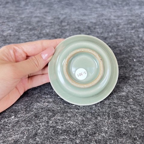 古玩陶瓷宋·龍泉青瓷直沿洗拍賣,當前價格30000元