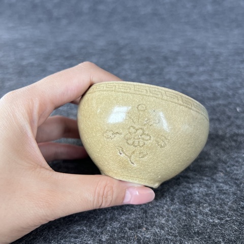 古玩陶瓷宋·高麗青瓷刻花盞拍賣，當前價格20000元