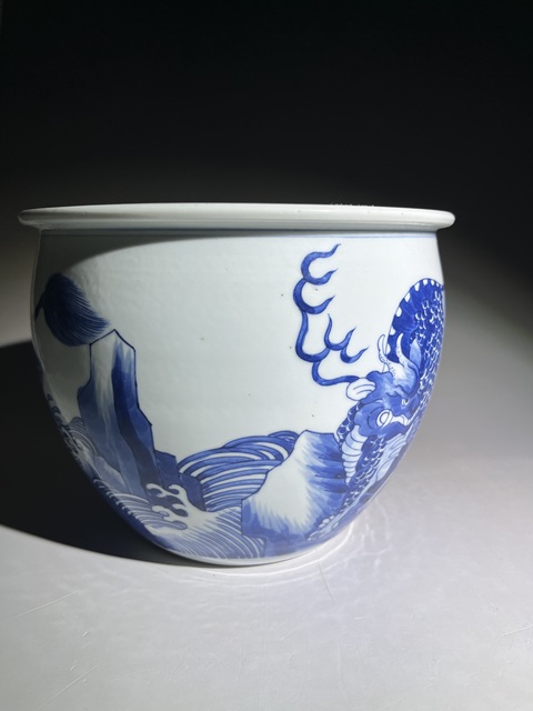 古玩陶瓷青花海水瑞獸紋缸拍賣，當前價格40000元