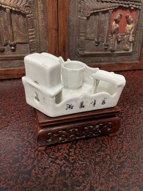 古玩陶瓷民國粉彩文房拍賣，當(dāng)前價格2200元