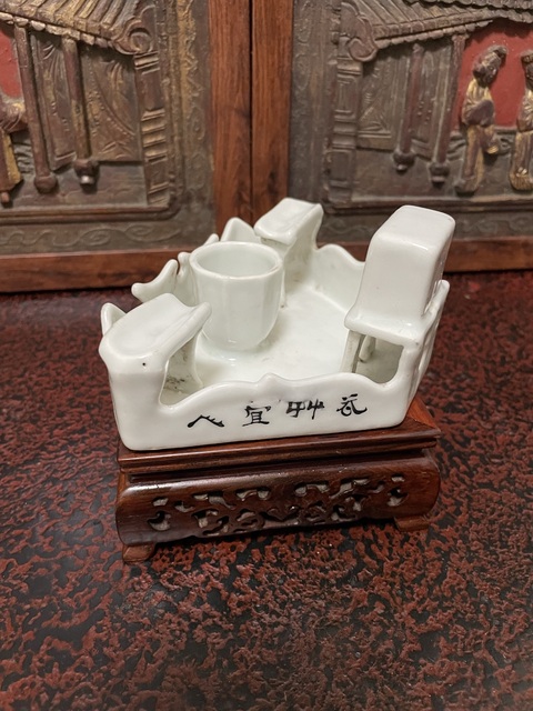 古玩陶瓷民國粉彩文房拍賣，當(dāng)前價格2200元