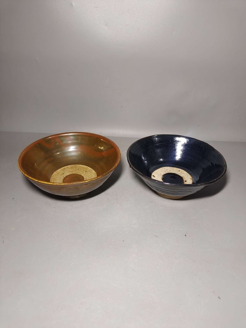 古玩陶瓷元末時期斗笠碗(兩只)拍賣,當前價格126元