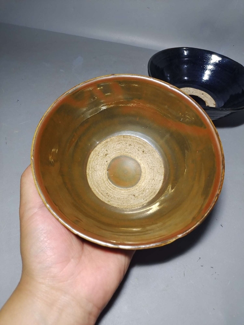 古玩陶瓷元末時期斗笠碗(兩只)拍賣,當前價格126元