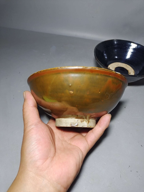 古玩陶瓷元末時期斗笠碗(兩只)拍賣,當前價格126元