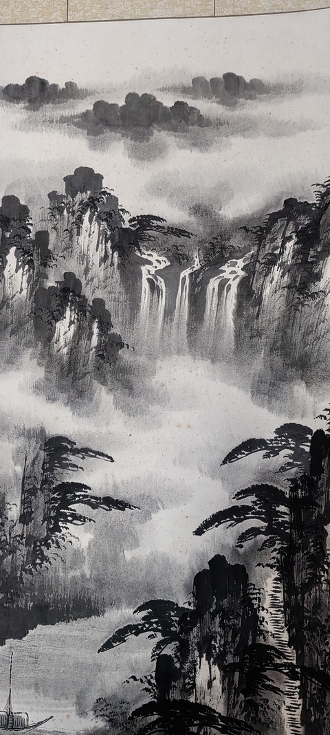 古玩字畫黃山松煙拍賣,當前價格80元
