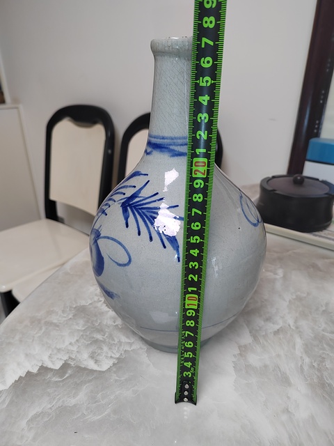 古玩陶瓷青花瓶拍賣,當(dāng)前價格200元