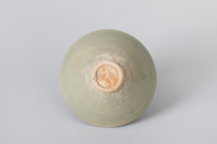 古玩陶瓷宋·耀州窯斗笠盞拍賣，當(dāng)前價(jià)格8888元