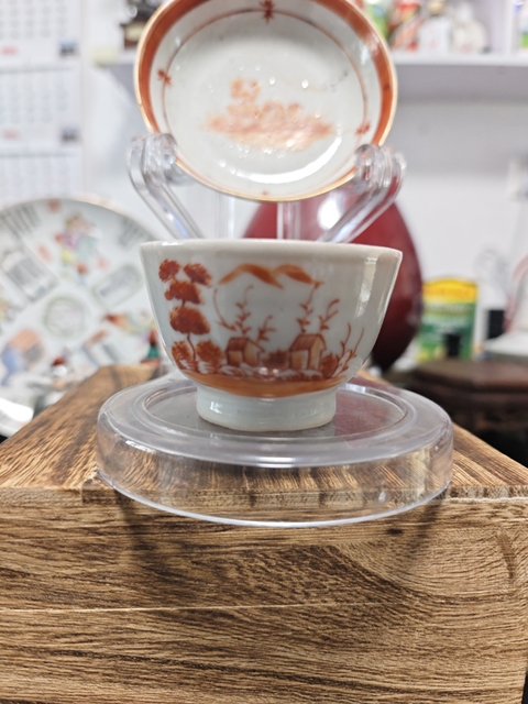 古玩陶瓷清中期礬紅彩牛眼杯碟拍賣,當前價格988元