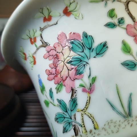 古玩陶瓷粉彩花卉紋花盆拍賣，當(dāng)前價(jià)格6500元